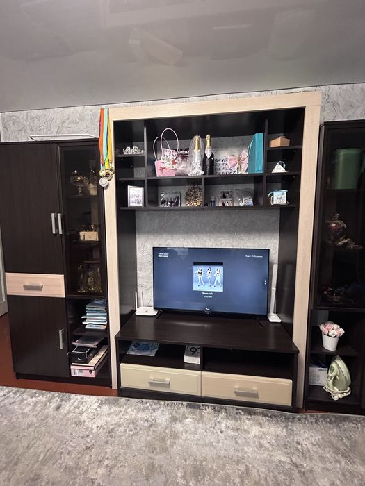 Продам стенку в отличном состоянии