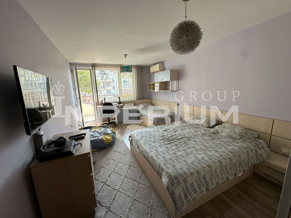 Дава се под наем Двустаен апартамент в Варна, Левски - 70 кв.м за 510 € - Снимка #3