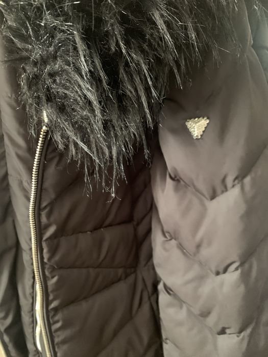 Пухено яке Guess