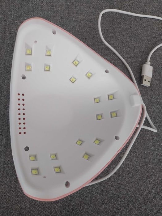 UV лампа за гел лак