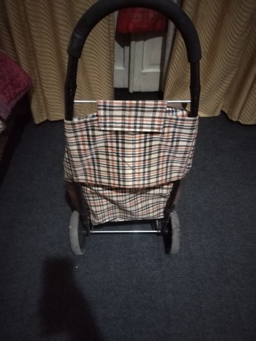 Продаю тележку для продуктов