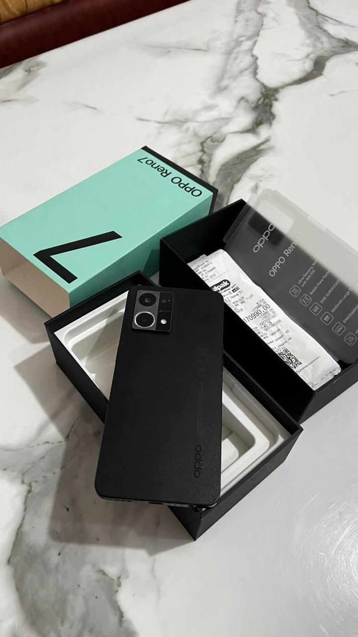 Продам  OPPO RENO 7