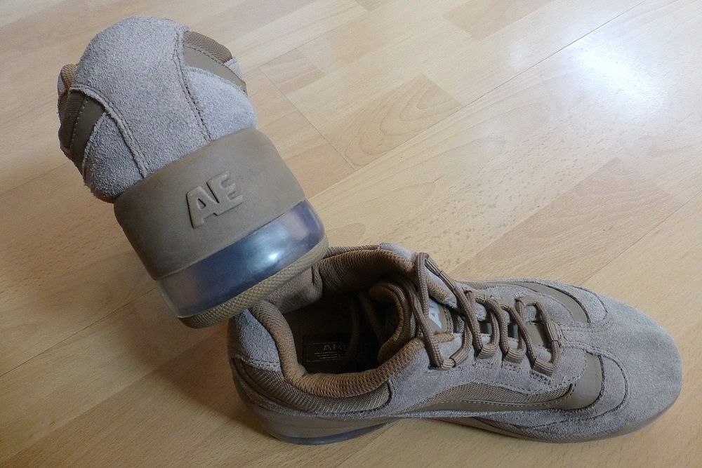 Ghete piele naturala American Eagle, cu talpa 6 cm. Marime 38.