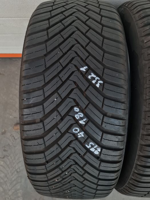 Всесезонни гуми 2 броя CONTINENTAL AllSeasonContact 215 40 R18 дот 232