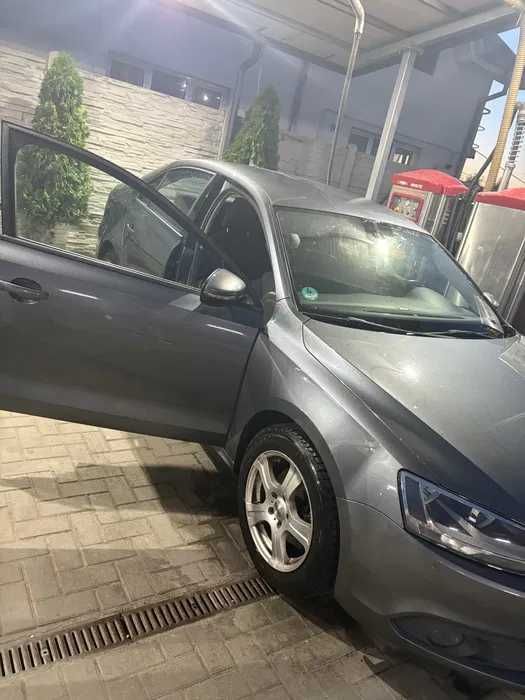 VW Jetta 2013 DSG 7+1