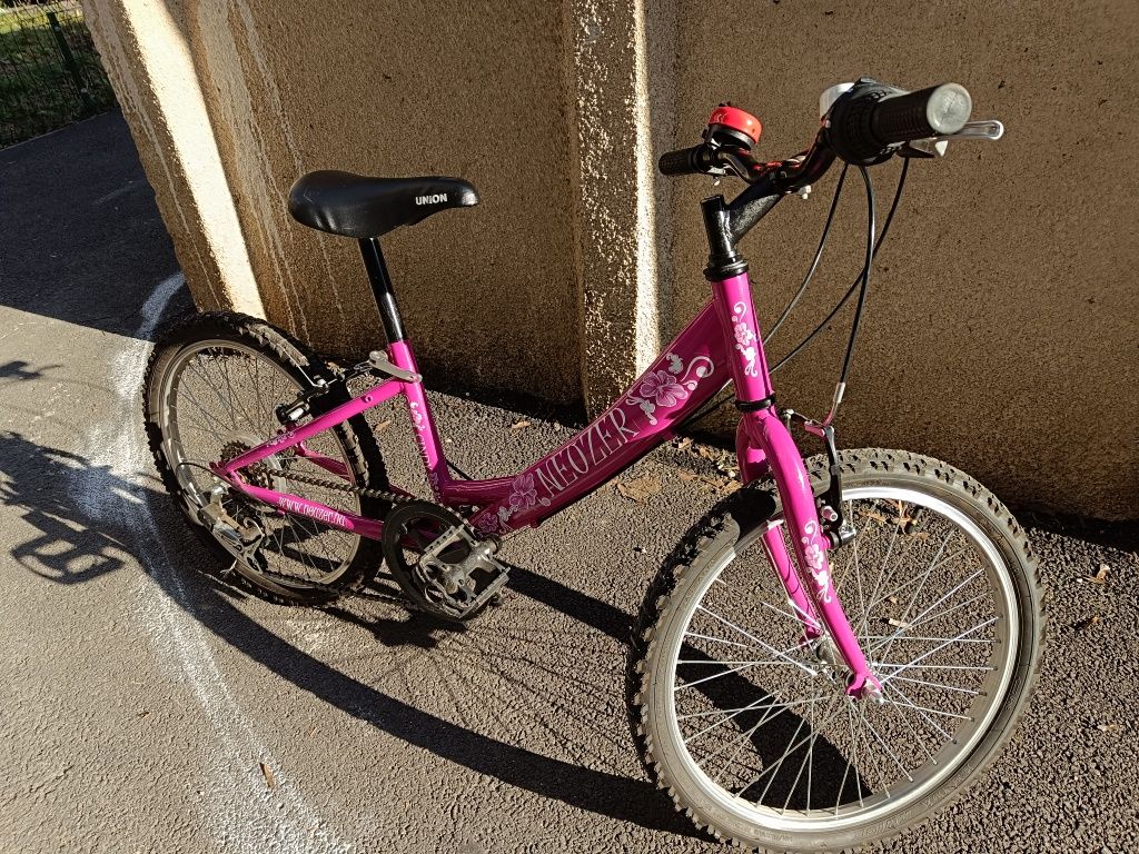 Bicicletă 20" pentru fete Neuzer Cindy