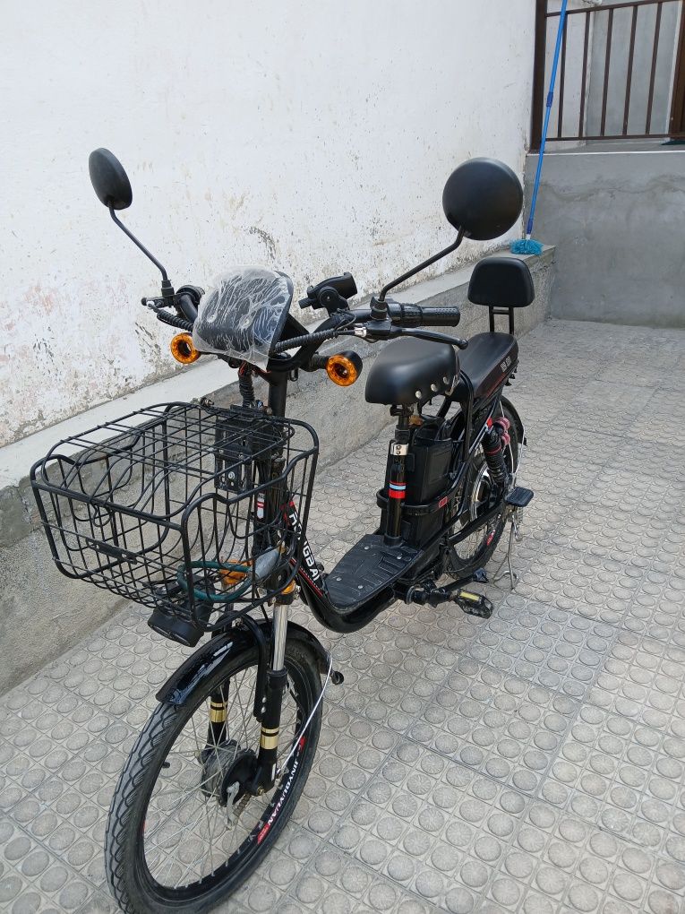 Продаётся велоскутер