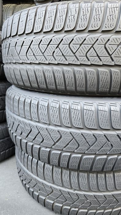 4 anvelope iarnă Pirelli 225/55/18 -6 mm