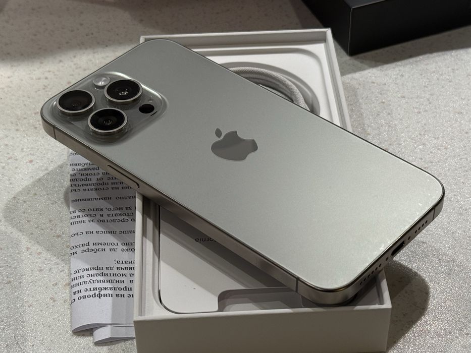 iPhone 15 Pro Max 256GB Natural Titanium – Перфектен, Гаранция!