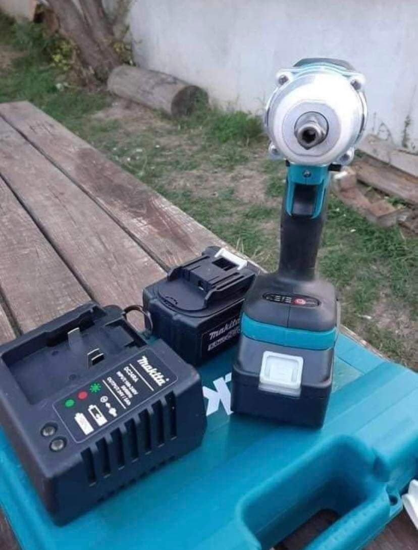 Ударен гайковерт MAKITA DTW 300 Z акумулаторен, 18v/24V,500 Nm