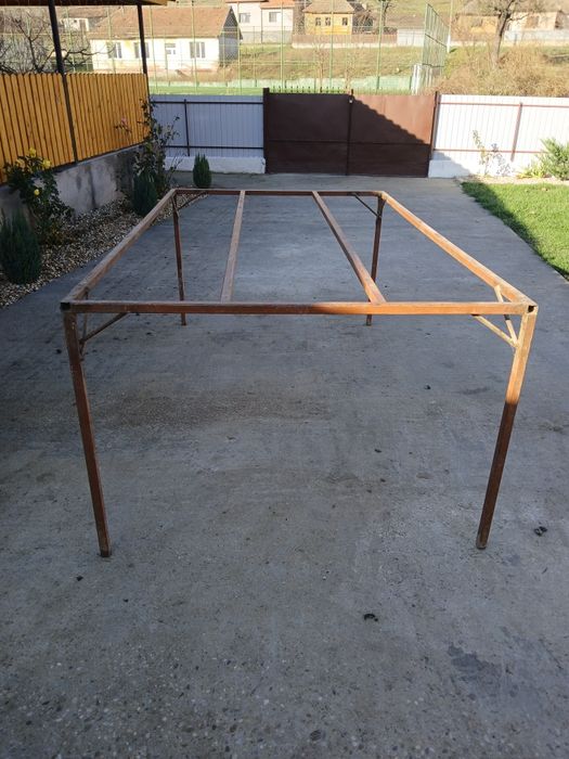 Prelata remorca cu structura metalica