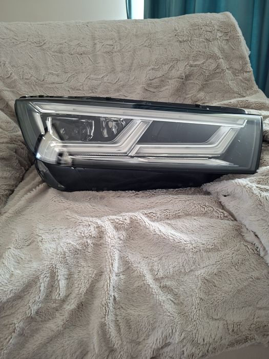 Far dreapta matrix Audi Q5 FY 80A.941.036