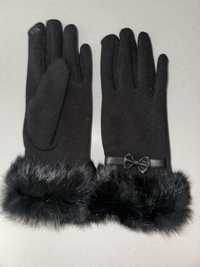 Ръкавици с пух