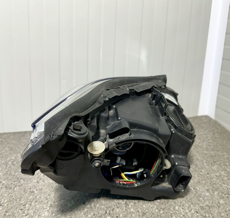 Far bmw Z4 E89 stânga