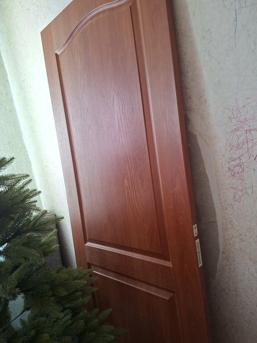 Продам дверь  новую