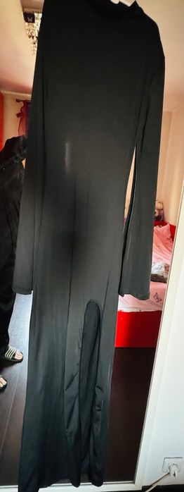 Vând rochii de ocazie