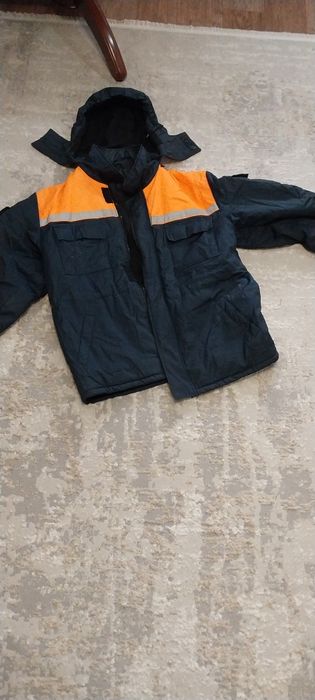 Продам спец одежду