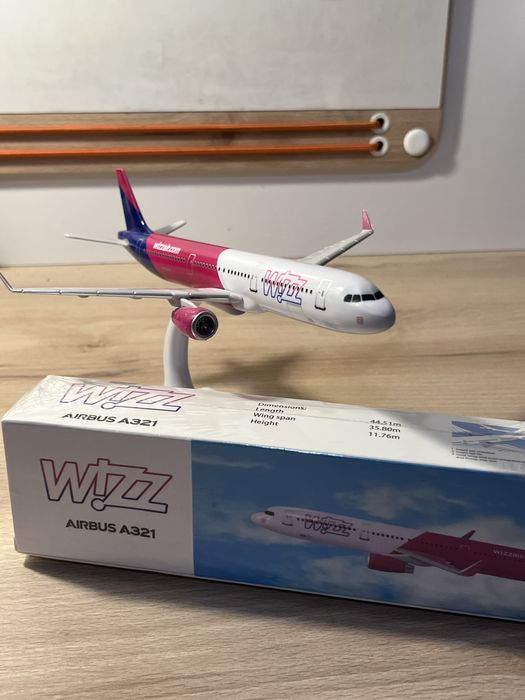 Самолетче Wizz air airbus a321