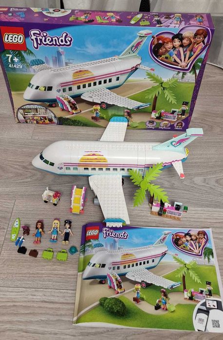 LEGO Friends - Avionul Heartlake City 41429, 574 piese