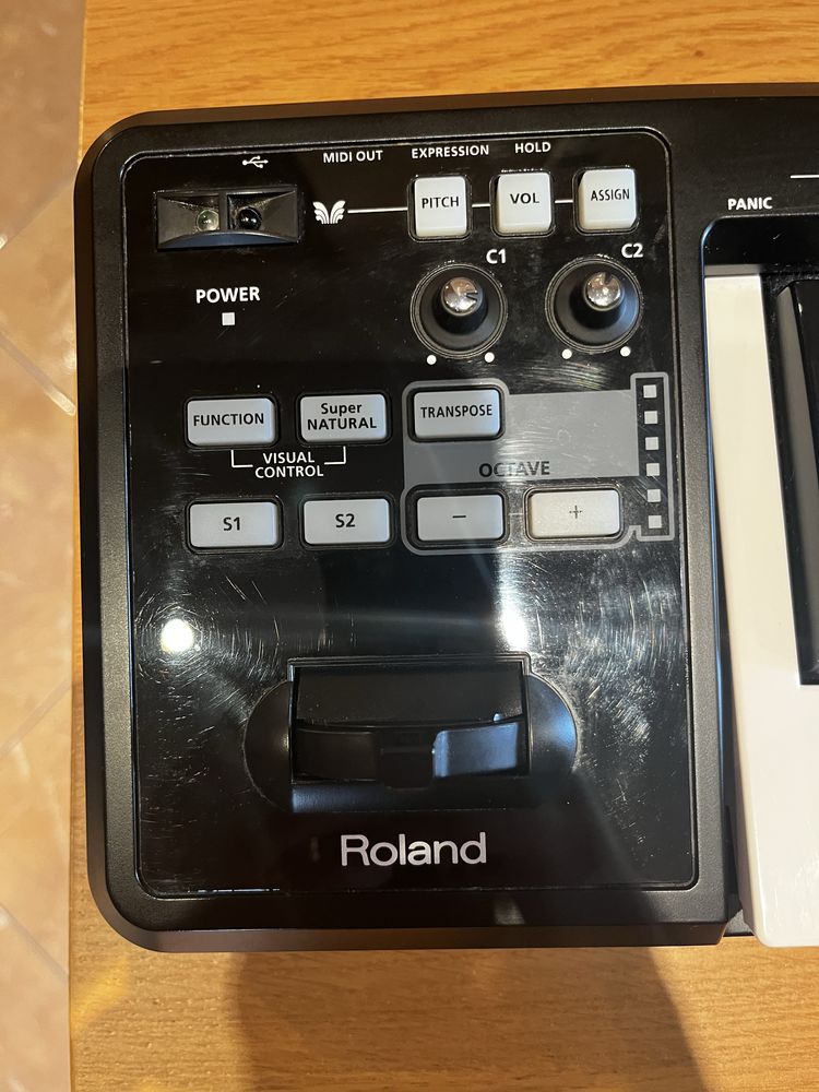 Roland A-49 неразличима от нова!