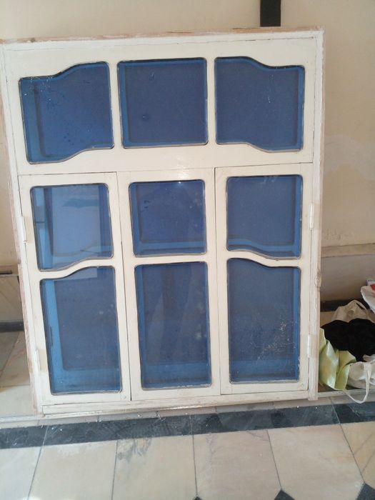 Дераза сотилади ,300000