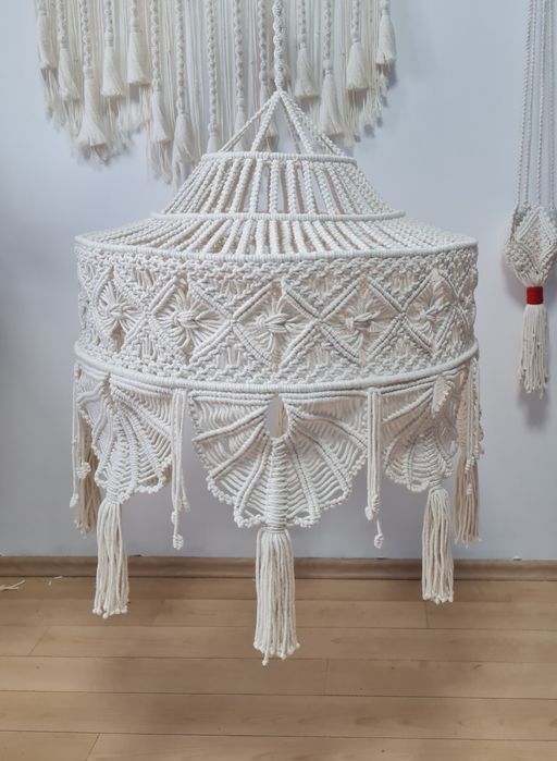Таванна лампа макраме за интериор