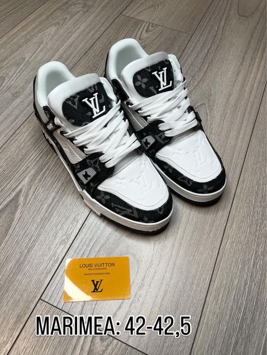 Vand Adidasi ( yeezy 350 , Lv , off white Af1 , Jordan 4) 40-44