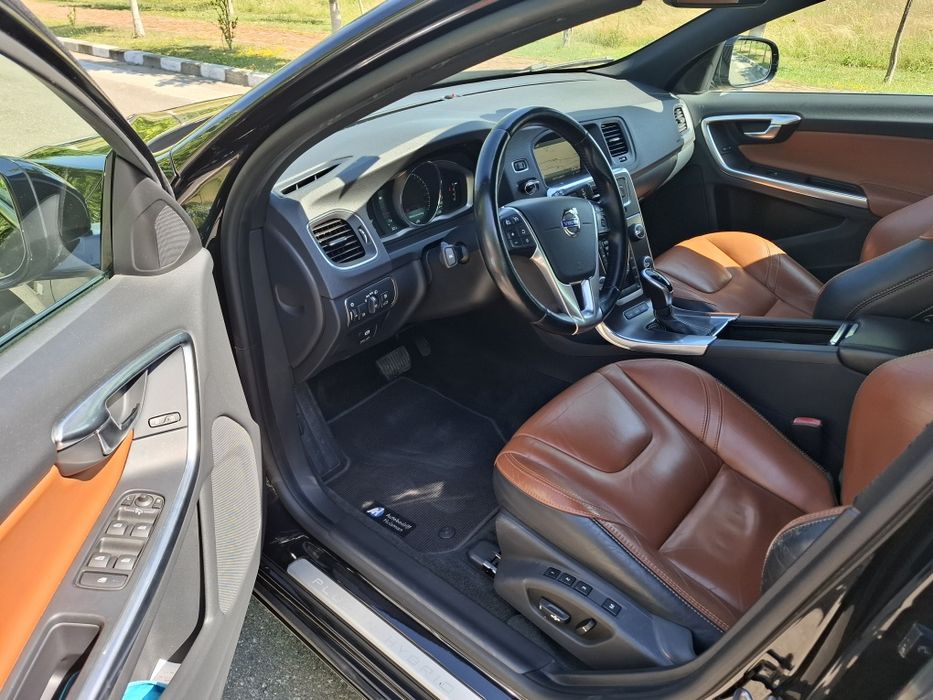 Volvo V60 2.4 D+ hybrid