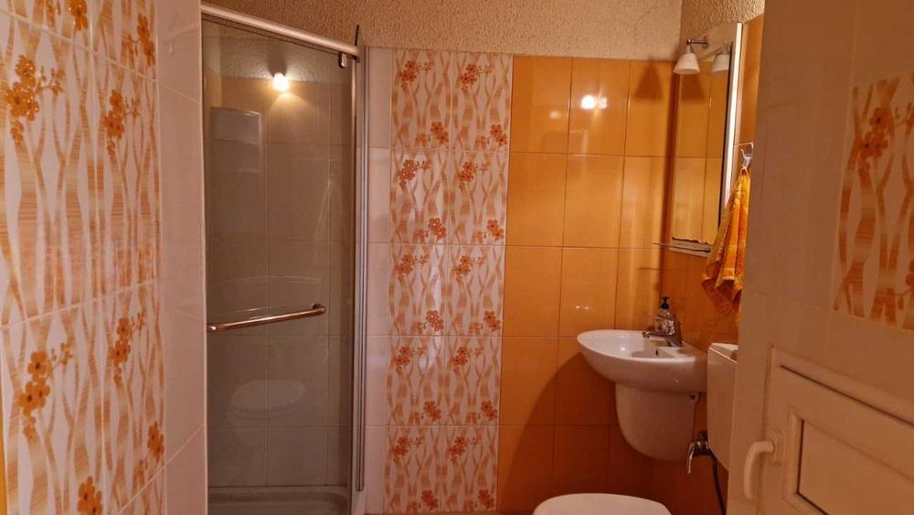 Дава се под наем Двустаен апартамент в София, Фондови жилища - 68 кв.м за 484.5 € - Снимка #11