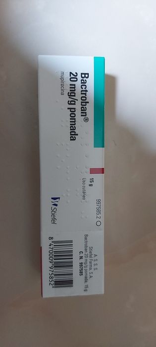 Vând 1 cutie unguent Bactroban nazal și 1 cutie unguent Bactroban 15 g