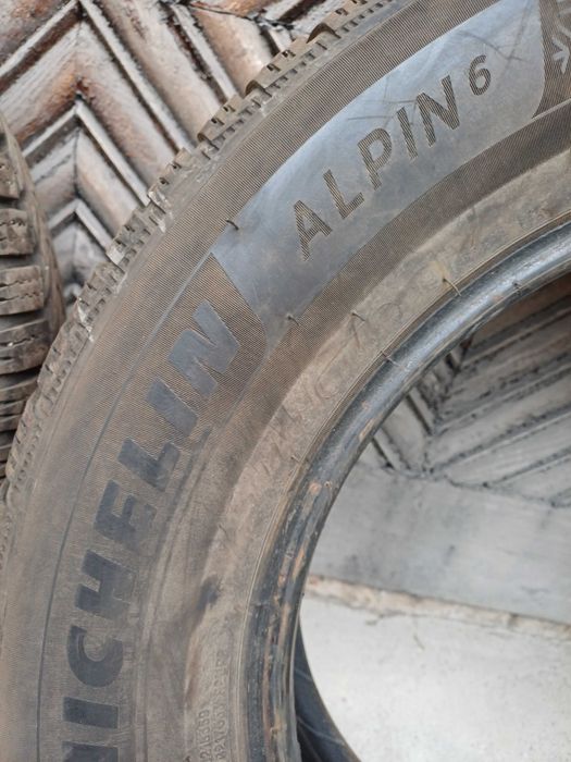 Продавам зимни гуми Мишлен