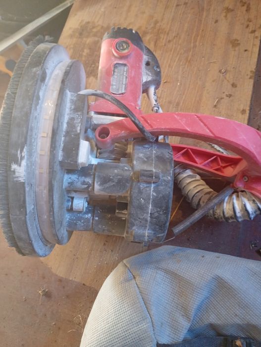 Girafa de șlefuit glet