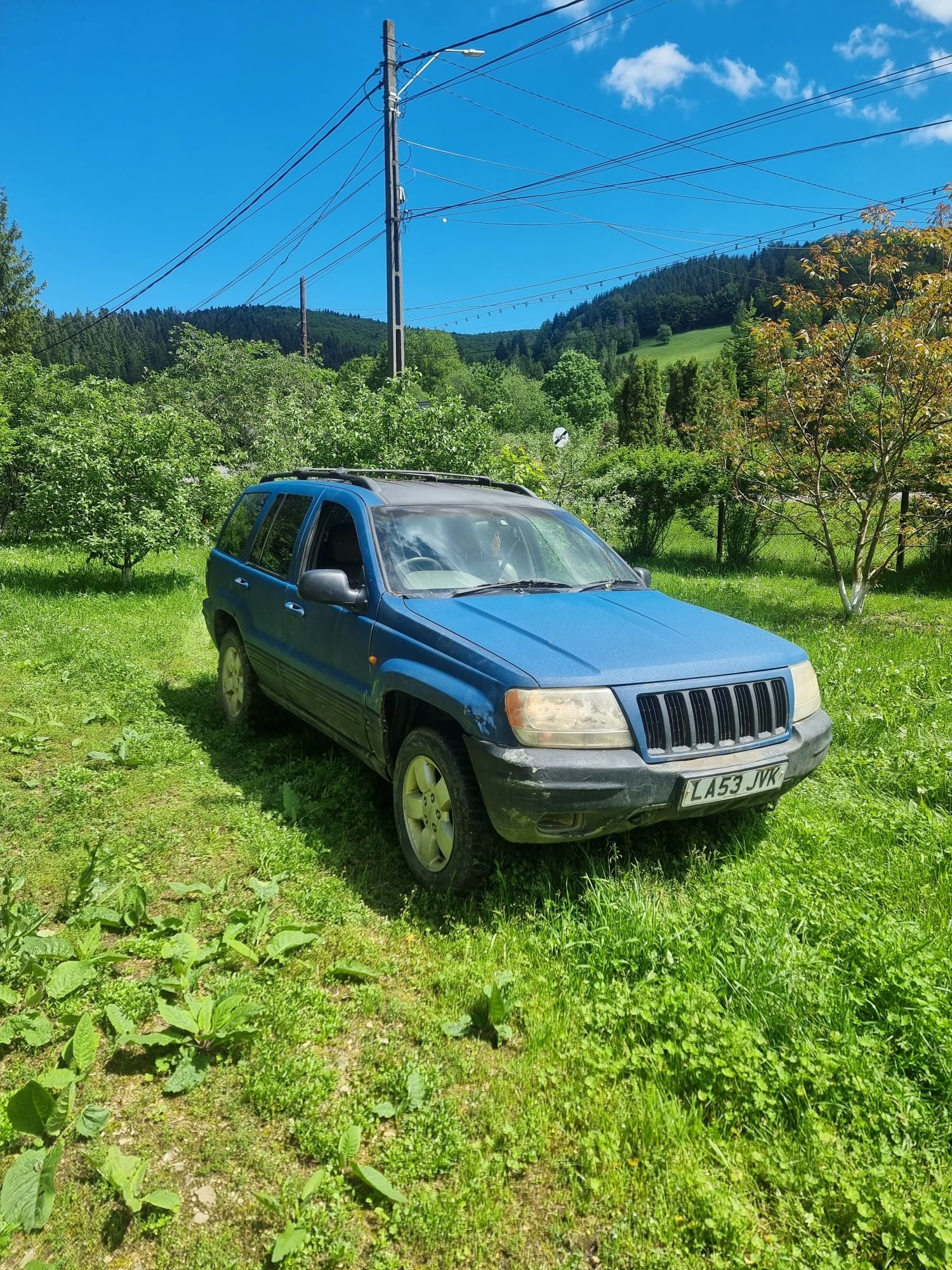 Dezmembrez jeep grand cherokee 2.7