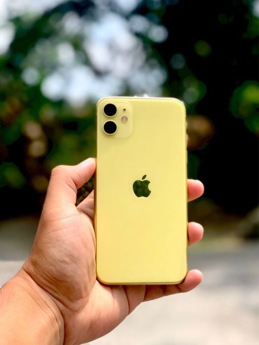 Продаётся Iphone 11 128gb Жёлтый в идеальном состаяние