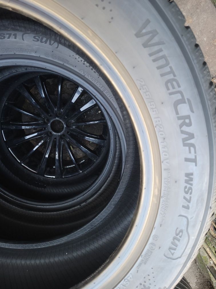 255 55 20 Anvelope de iarnă Kumho