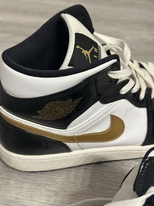 Adidasi Air Jordan 45,5