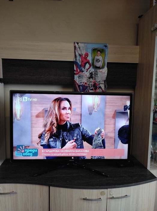 LED Телевизор SAMSUNG 40 инча