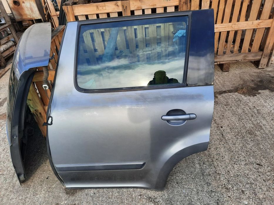 Usa stanga spate skoda yeti