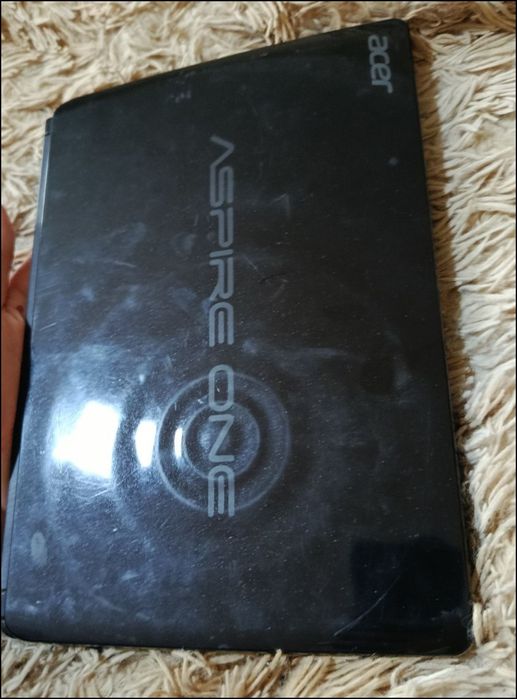 Продается ноутбук. Состояние нерабочий. На запчасти