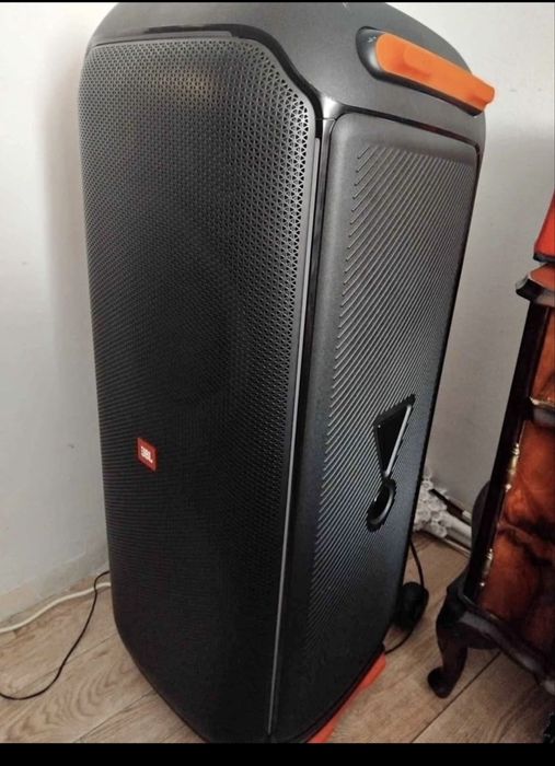 Vand boxa jbl 710