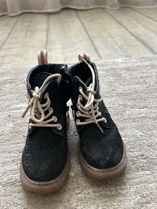 Ghete primavara marime 24