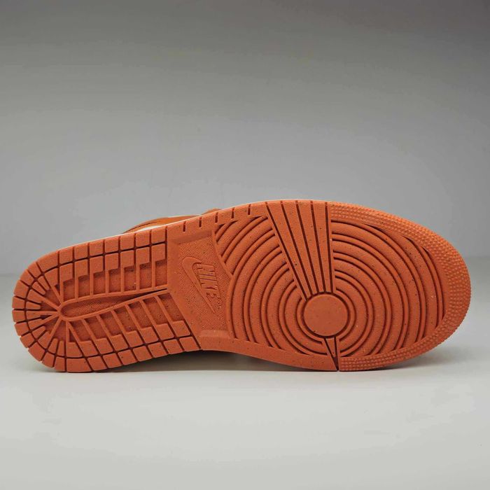 *SALE* Air Jordan 1 Mid SE Sport Spice (43 EU)