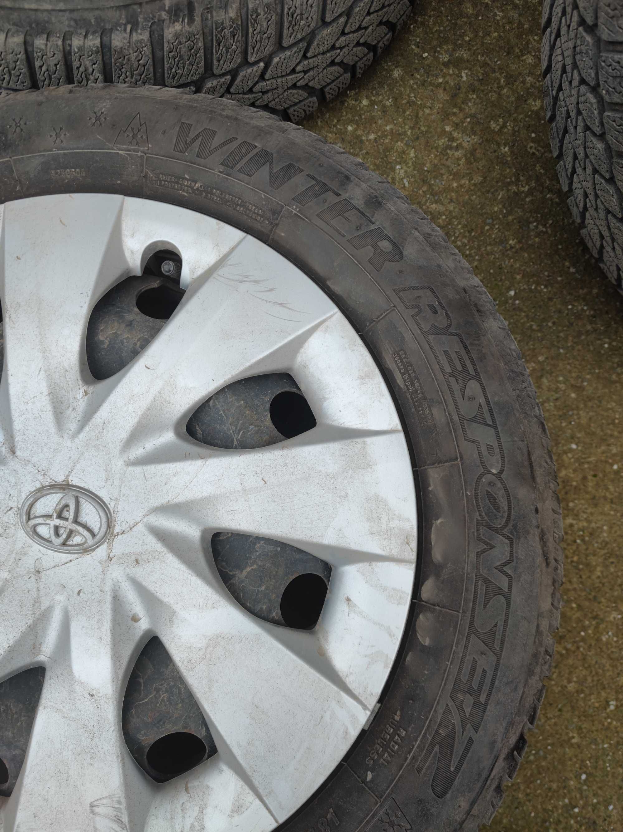 Зимни гуми "Dunlop" размер 185/65/15