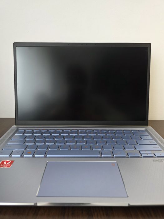 Laptop Asus Zenbook 14" UM431D 16 GB RAM Ryzen 7