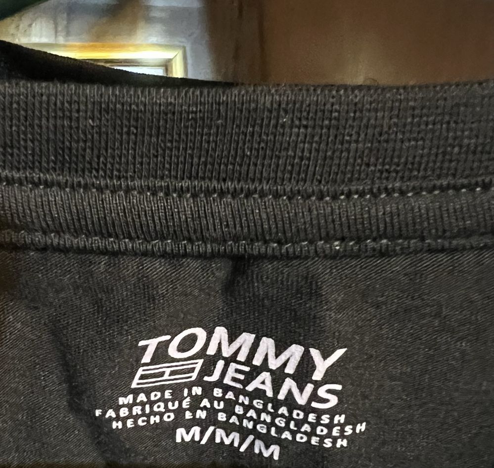 Женская футболка Tommy Jeans. Оригинал. Новая