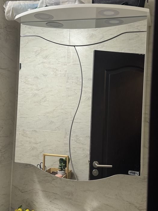 Мивка с шкаф