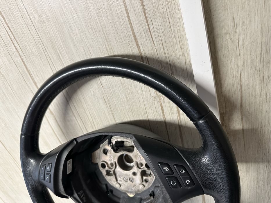 Мултиволан за BMW