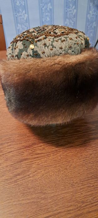 Продам норковую шапку