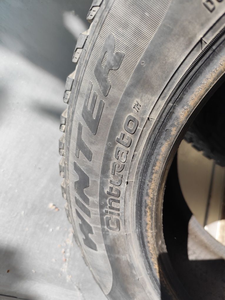 Зимни гуми Pirelli 185 60 15 два броя +4 летни подарък