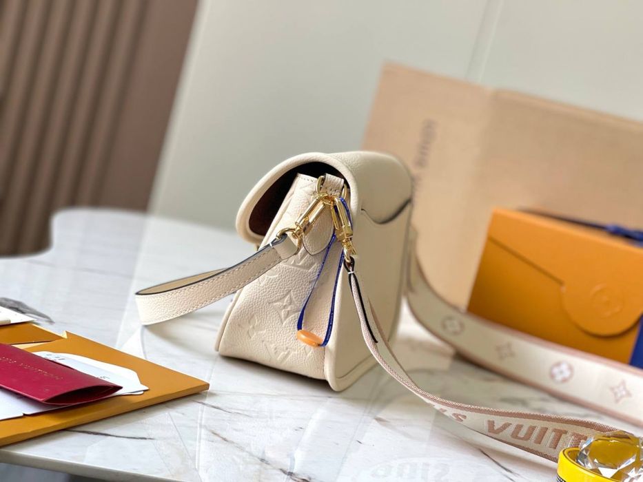 Geanta Louis Vuitton Diane